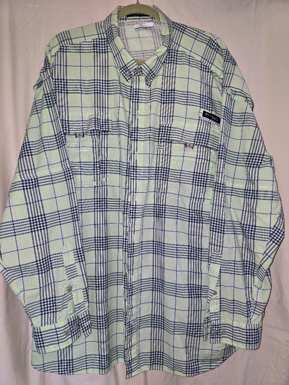 Columbia Men’s Light Green Plaid Button-Up Shirt  SIZE  is XXL